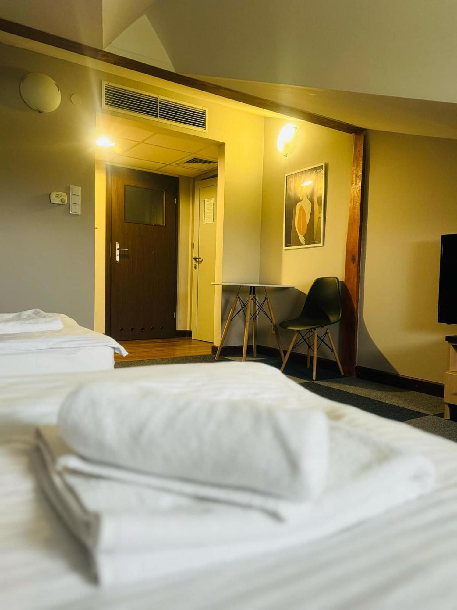 Magiczna Farma Hotel Obiady Maka I Magia Zambrow Exterior photo